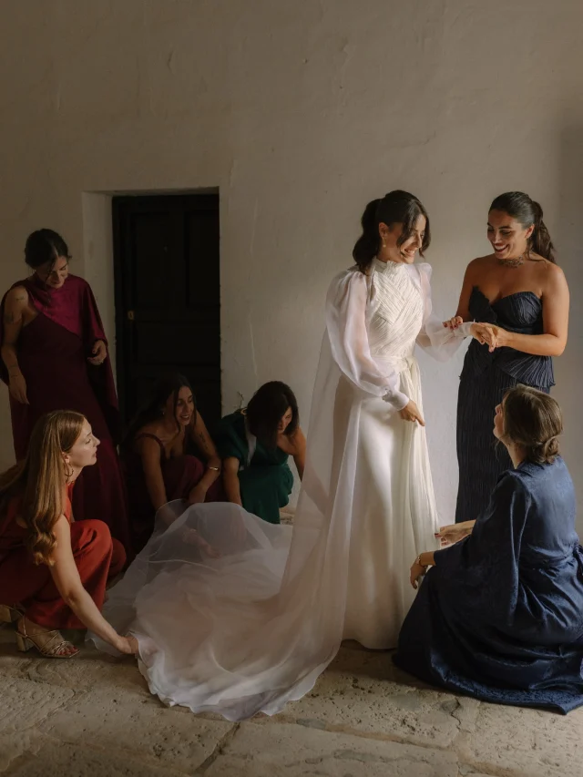 ❤️Las amigas❤️

@kokamm13 
@leyrevalientebridal 
@monasteriodelupiana 
@bloomsfloresyeventos 
@bellepoupeebeauty 
.
.
.
. #weddingsquad#weddinginspain#spainwedding#monasteriodelupiana